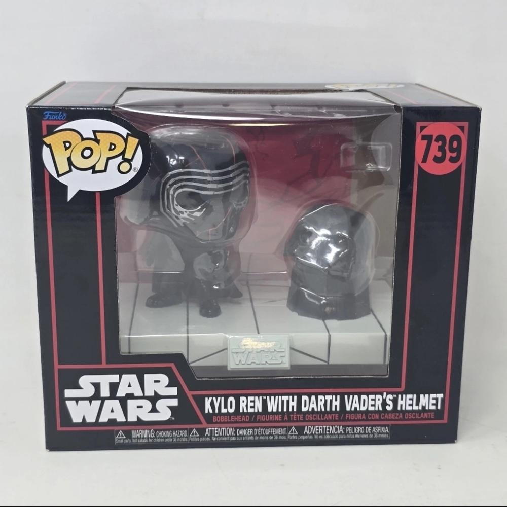 Funko Pop! Star Wars Kylo Ren with Helmet - Black and Silver